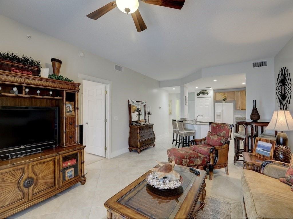 13570 Westport Dr #105 - Photo 6 of 36