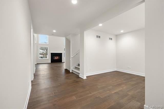 2911 Walsh Dr - Photo 4 of 50