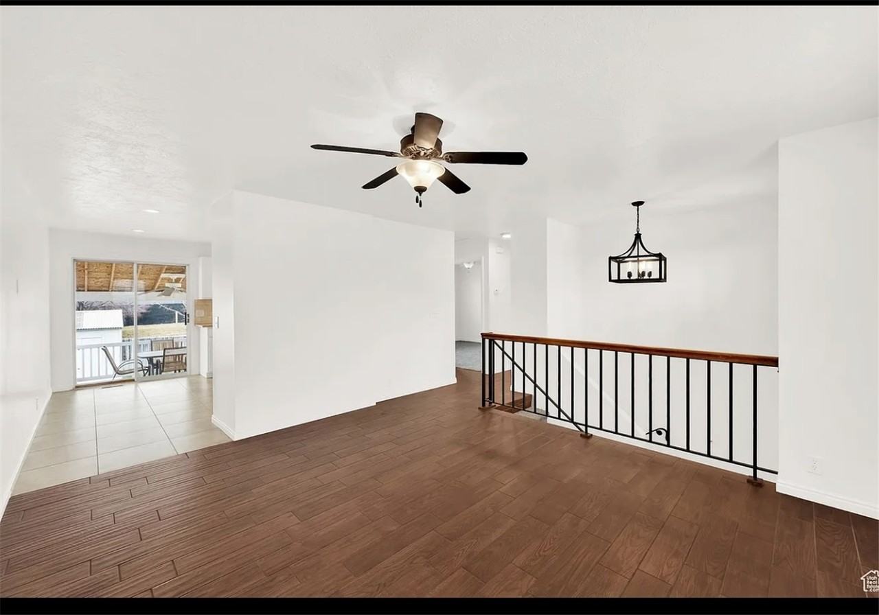 9120 Sw - Photo 5 of 23