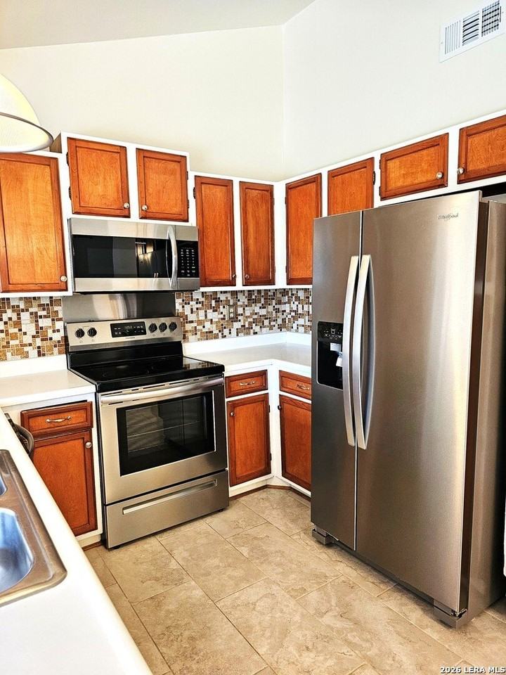 9514 Quicksilver Dr - Photo 7 of 18