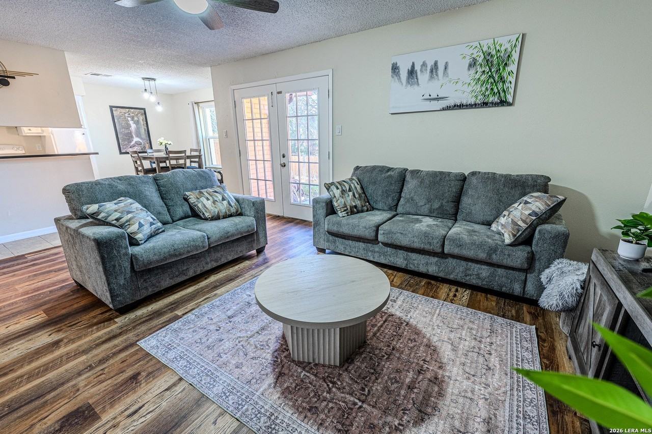 6915 Forest Meadow St - Photo 2 of 17