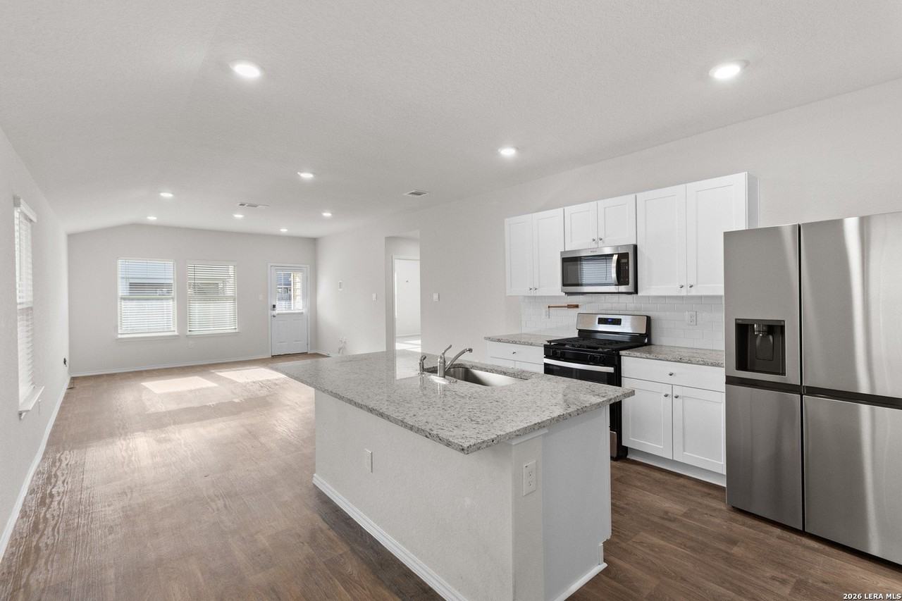 3303 Mission Riv - Photo 4 of 15