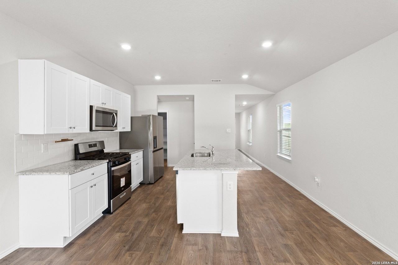 3303 Mission Riv - Photo 5 of 15