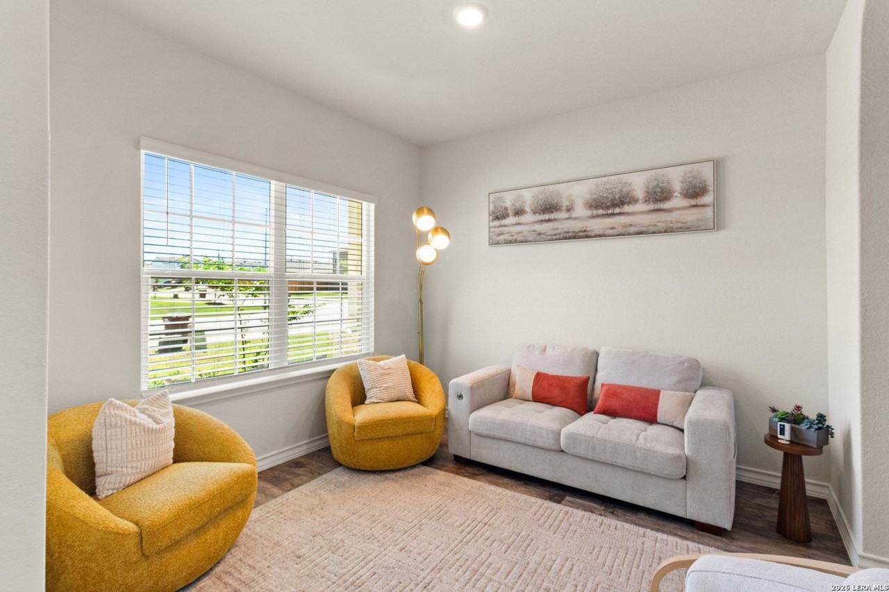 4907 Theralite Trl - Photo 5 of 40