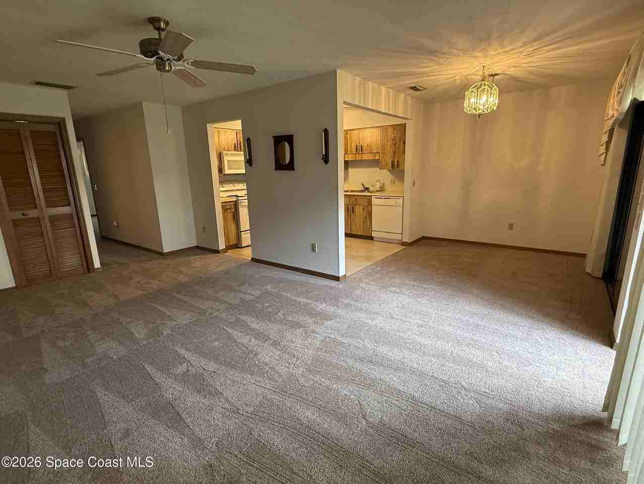 9032 Manchester Ln #23C - Photo 3 of 13