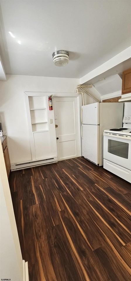 518 Magellan Ave - Photo 6 of 9
