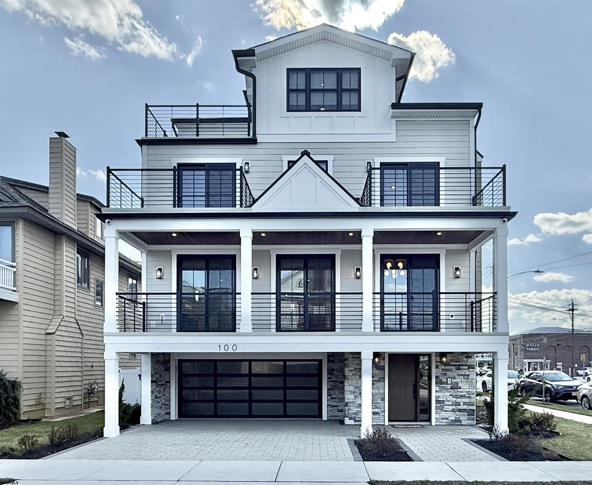 100 S Frontenac Ave - Photo 2 of 46