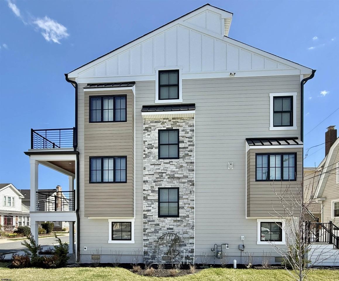 100 S Frontenac Ave - Photo 3 of 46