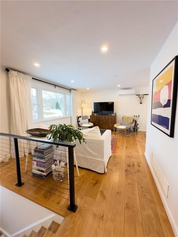 14 Pocahontas Dr - Photo 3 of 32