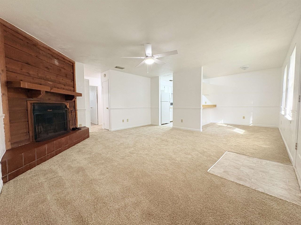 1810 Sylvan Ct #D - Photo 3 of 13