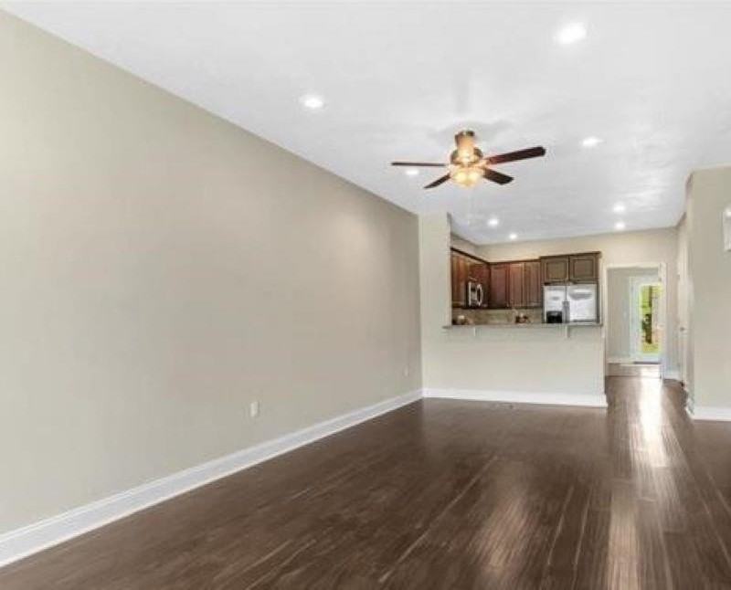 1974 Midyette Rd Apt 1211 - Photo 2 of 5