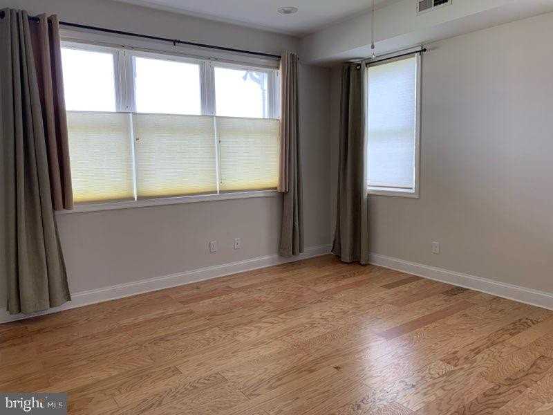 720 Hickman Dr - Photo 4 of 30