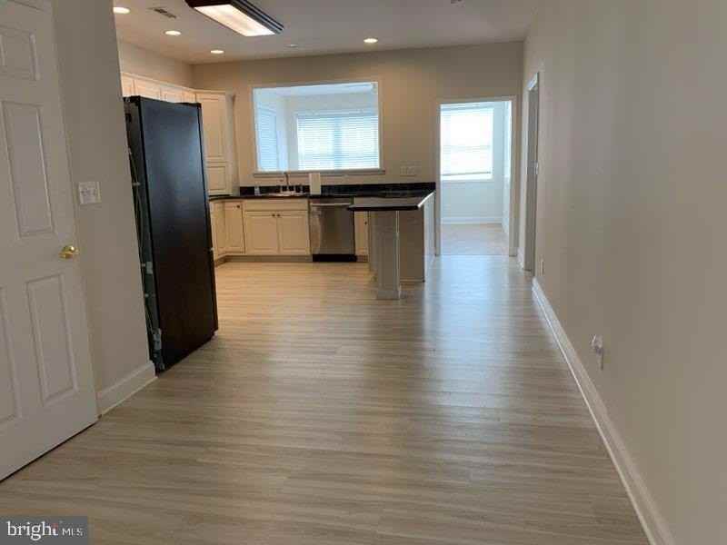 720 Hickman Dr - Photo 7 of 30