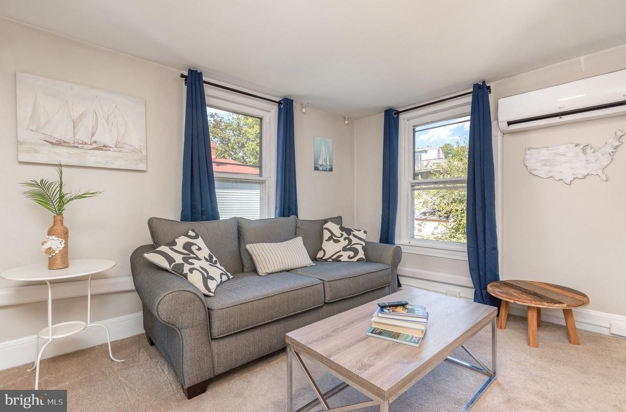 126 Prince George St Apt 4 - Photo 3 of 12