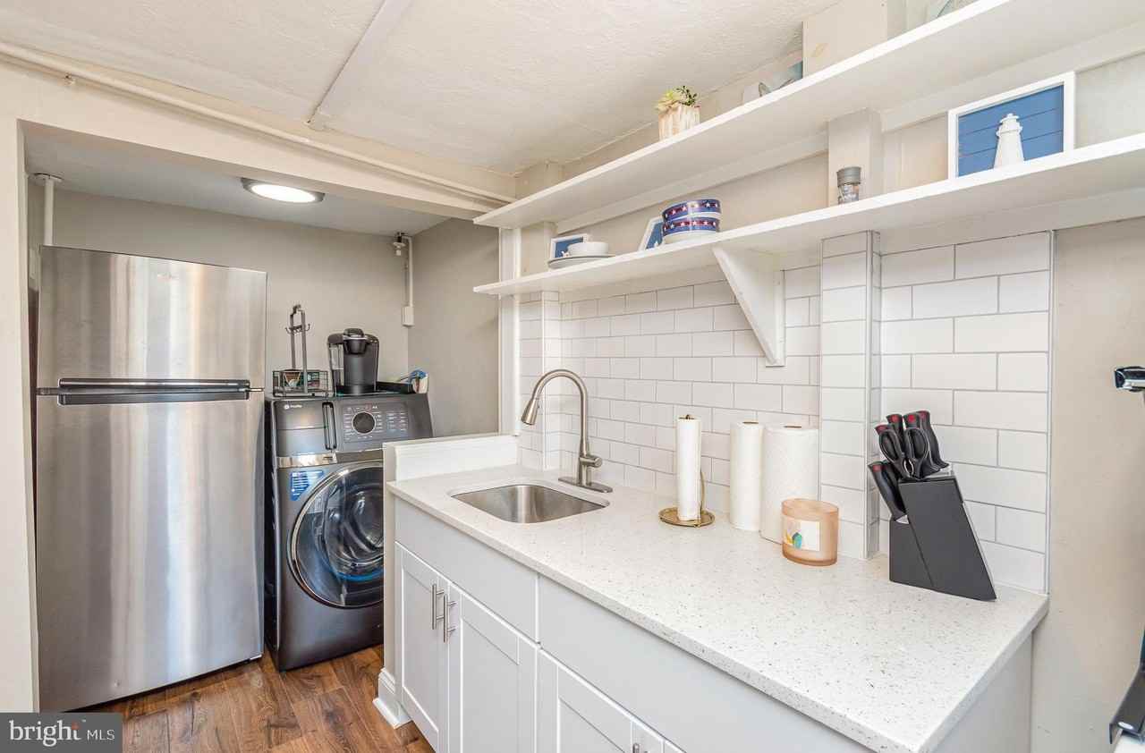 126 Prince George St Apt 4 - Photo 5 of 12