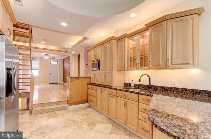 3403 Dillon St - Photo 2 of 30