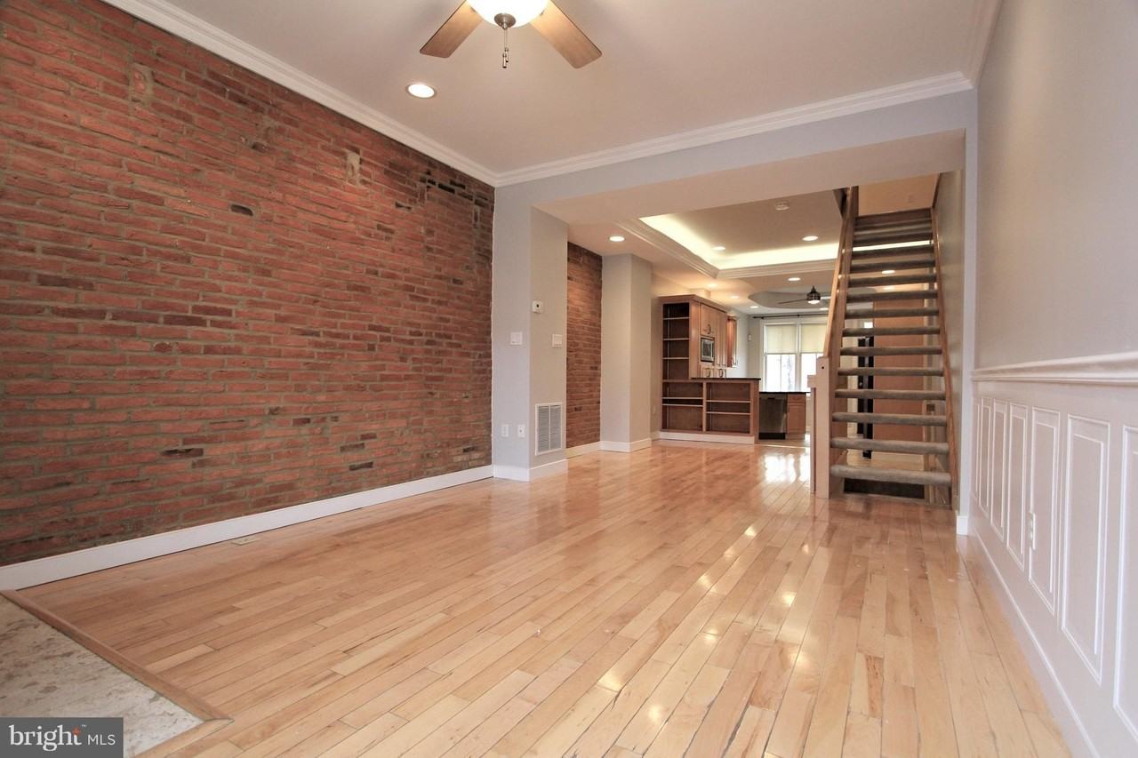 3403 Dillon St - Photo 6 of 30