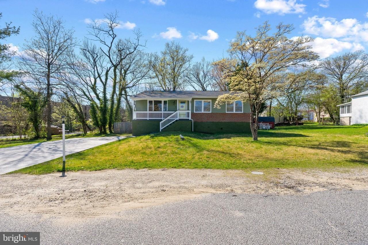 712 Kent Ave - Photo 2 of 30