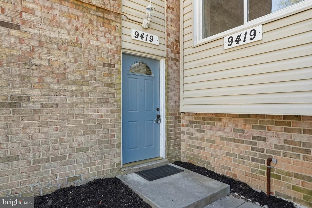 9419 Merryrest Rd - Photo 2 of 31