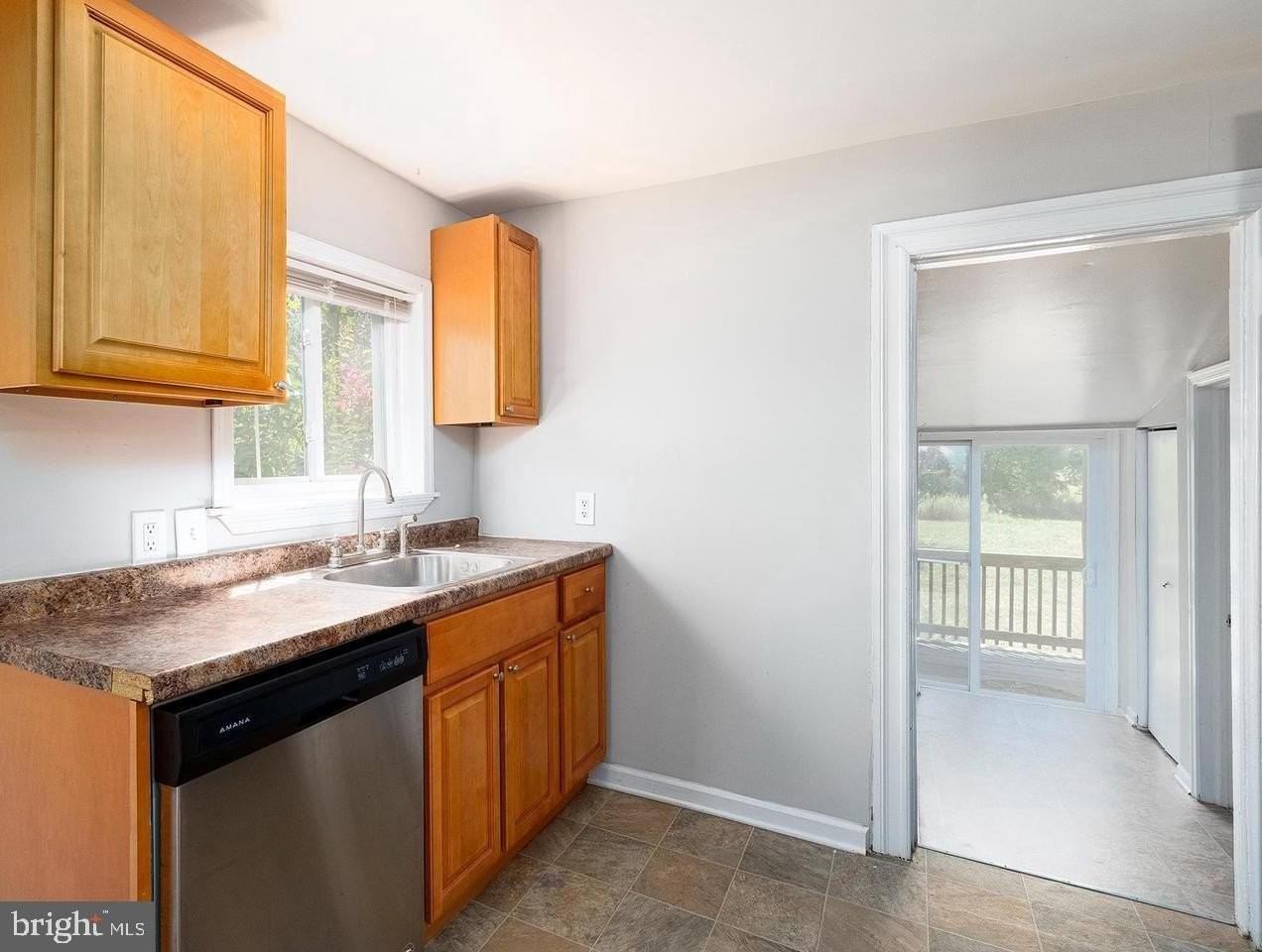 729 Watsontown Rd - Photo 6 of 14