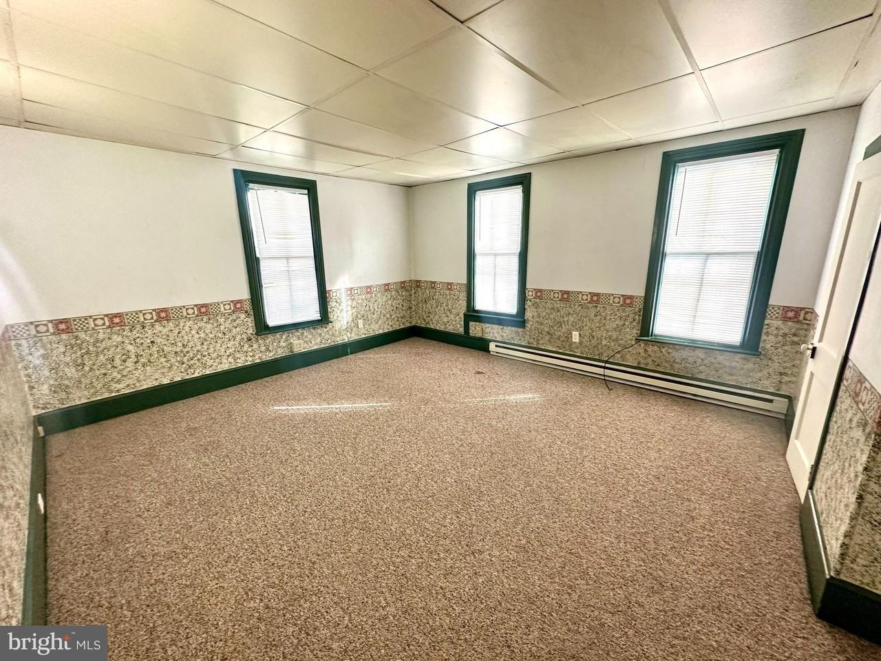 4576 LEMAR Road unit: 3 - Photo 7 of 15