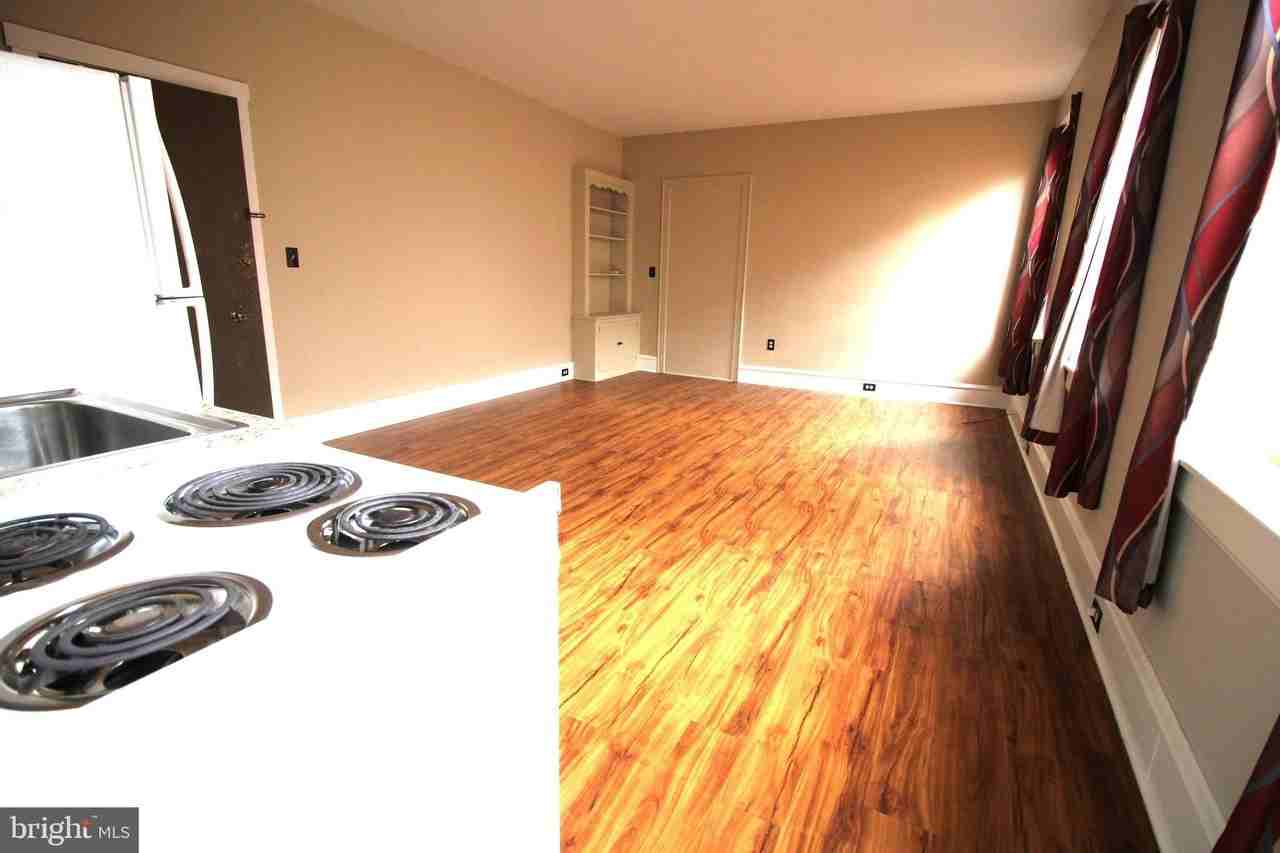 135 E Main St Apt 1 - Photo 3 of 6