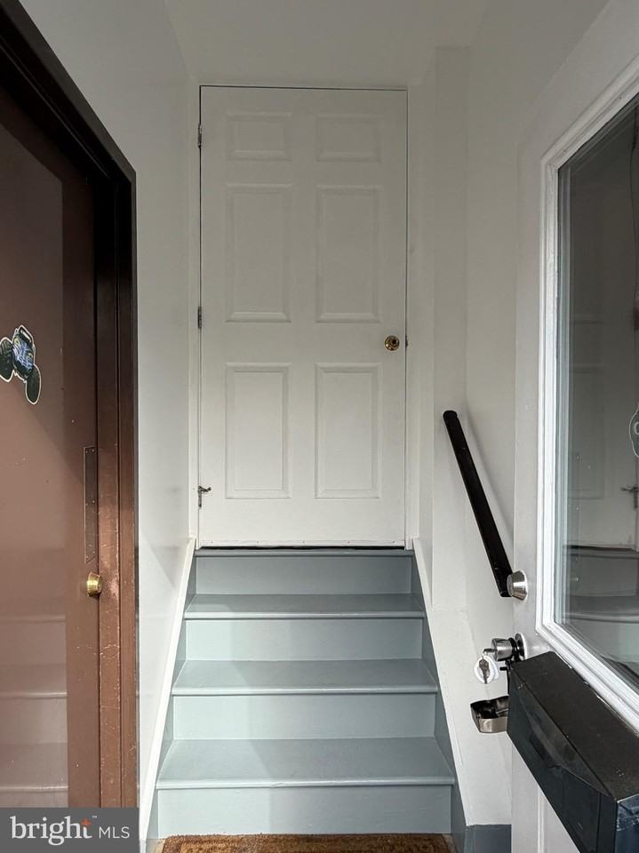 132 Fair Oaks Ave - Photo 6 of 16