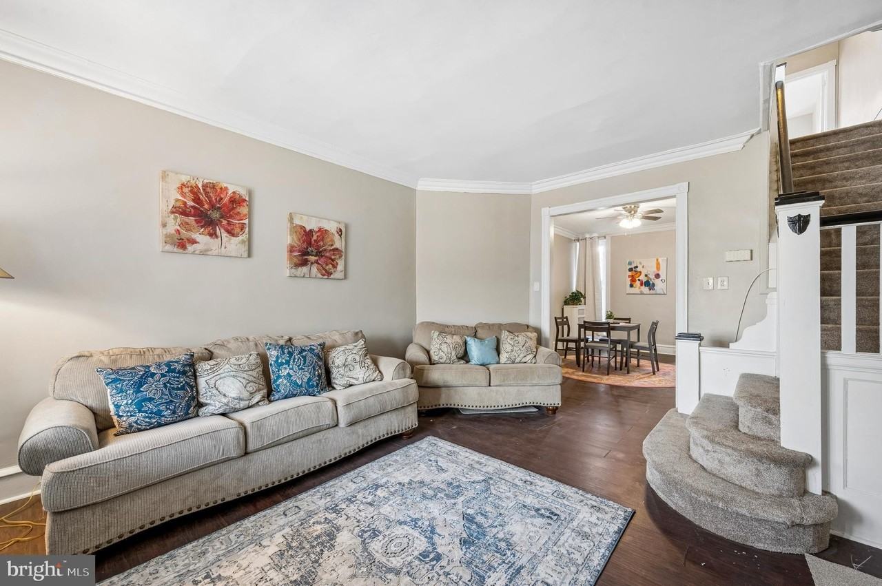 5428 Whitby Ave - Photo 2 of 15