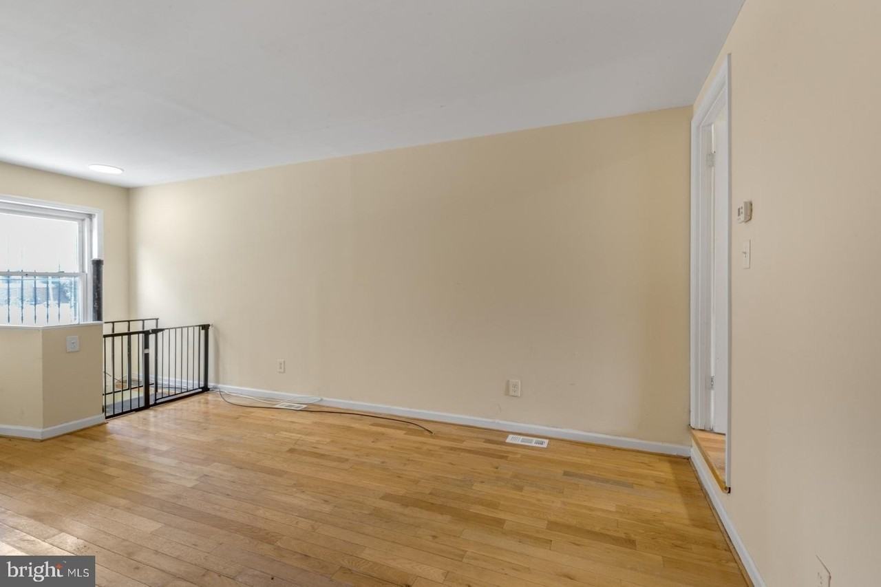 711 S 5th St Unit 1 - Photo 5 of 23