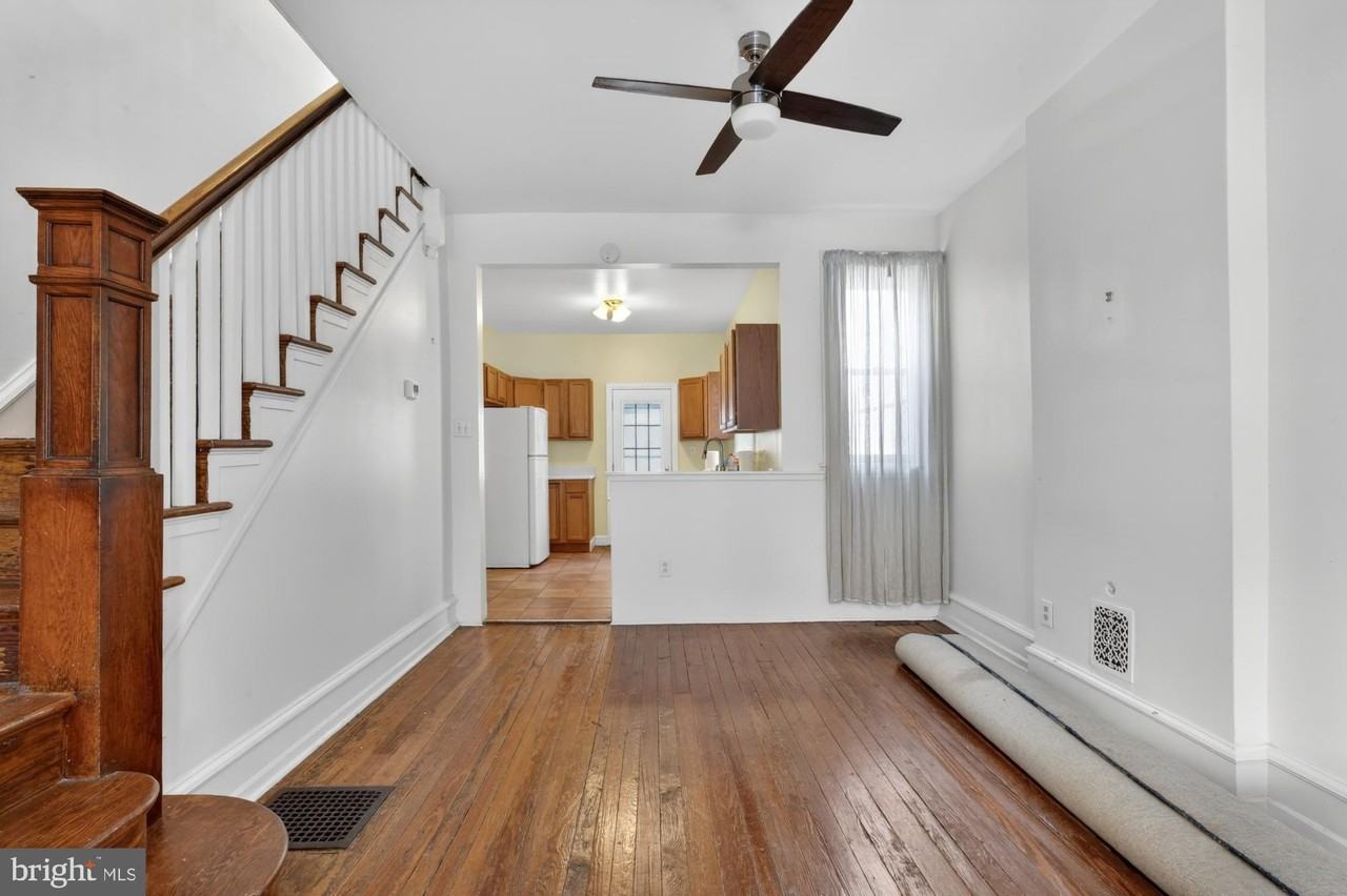 1910 N Howard St - Photo 4 of 19