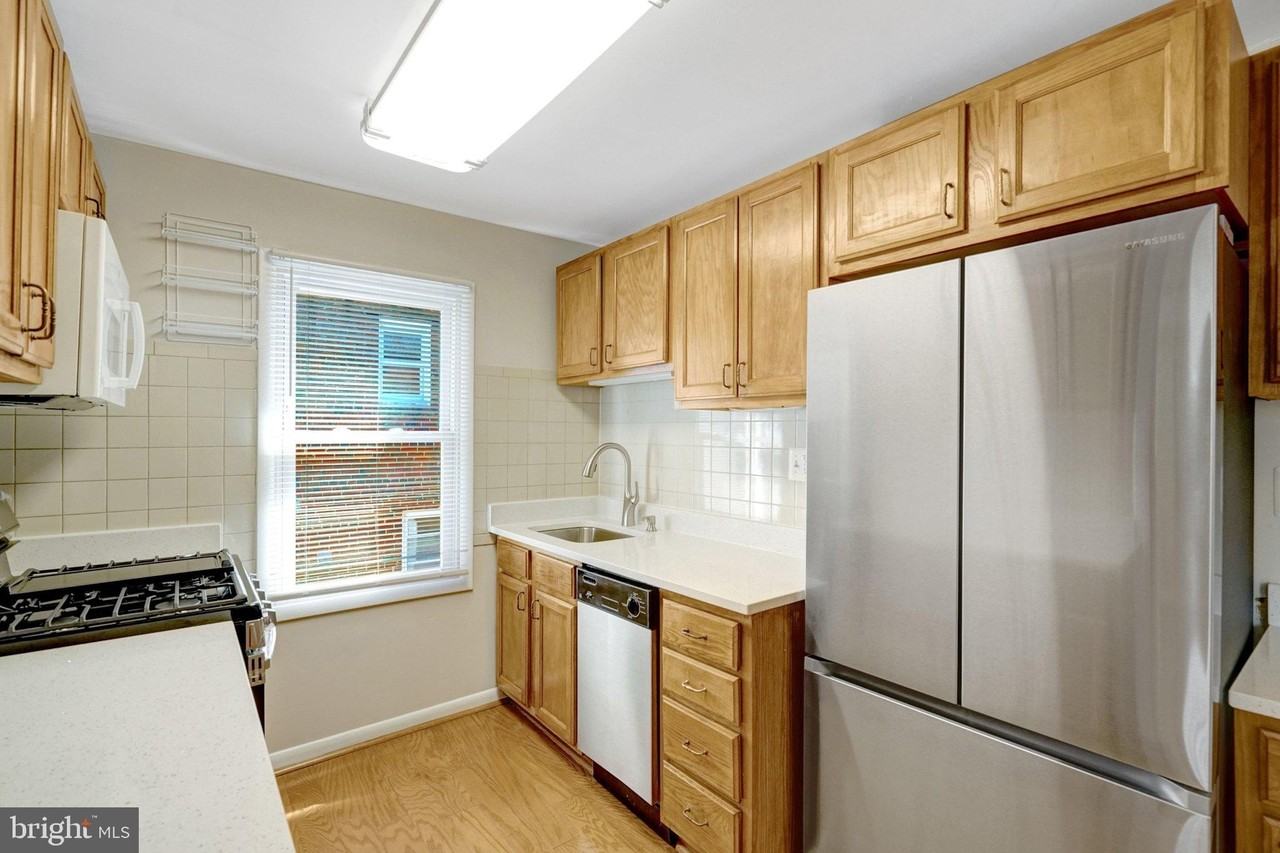 1553 19th St N #2 - Photo 6 of 19