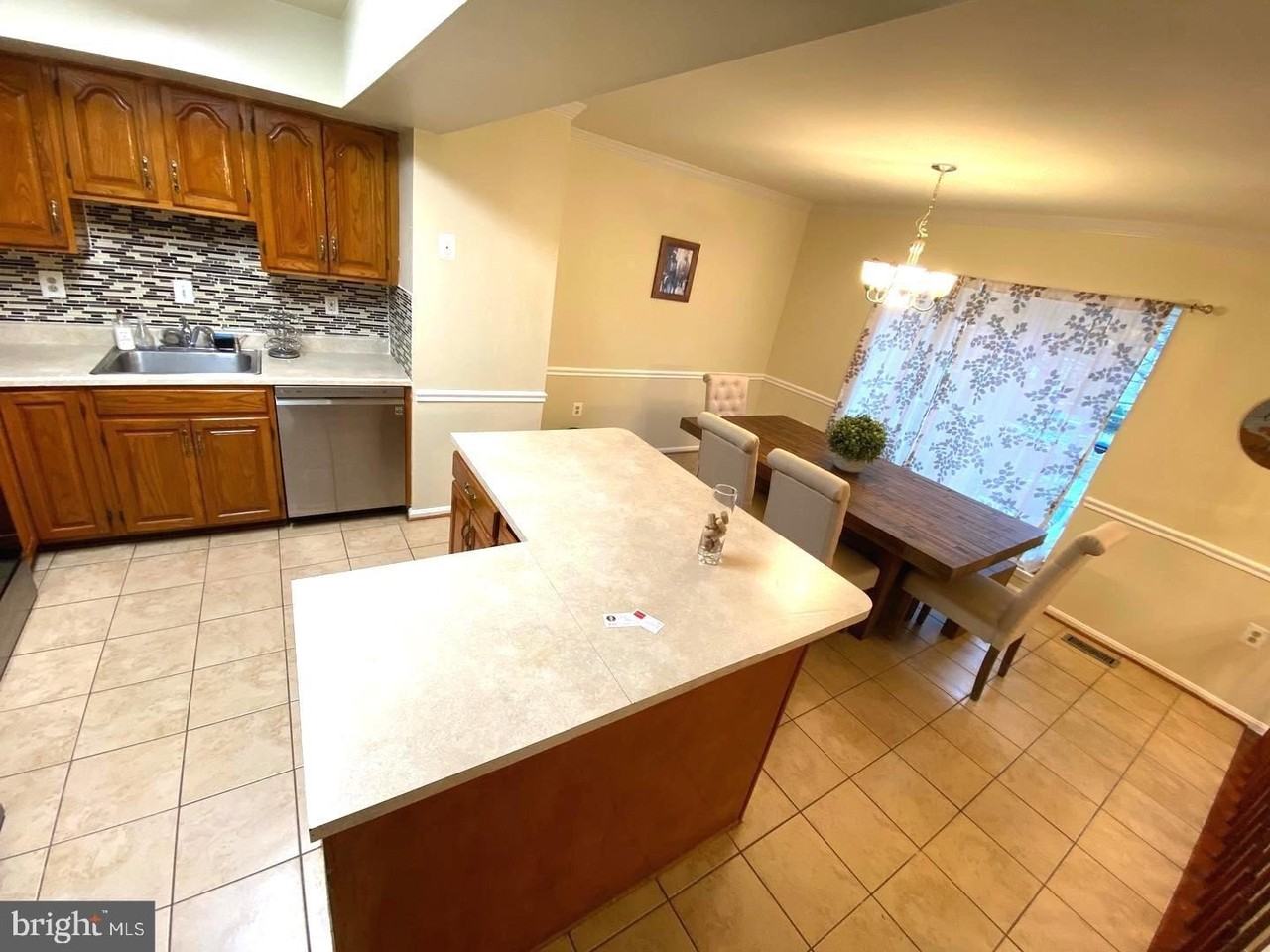 6458 Autumn Glen Ct - Photo 5 of 12