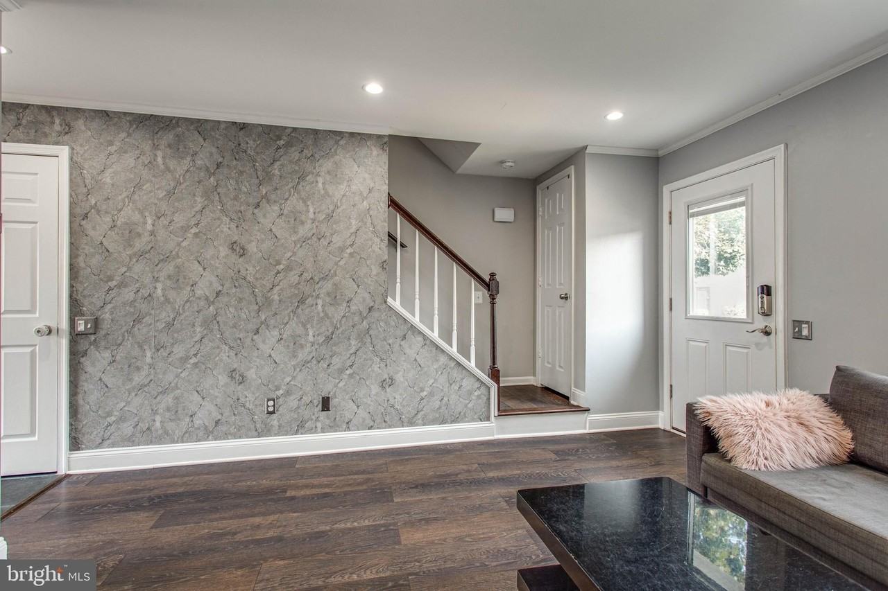 6608 High Valley Ln - Photo 6 of 46