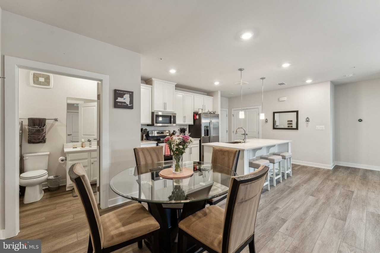 12875 Mosaic Park Way #4J - Photo 7 of 26