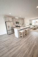 featured image of 10165 Queens Way