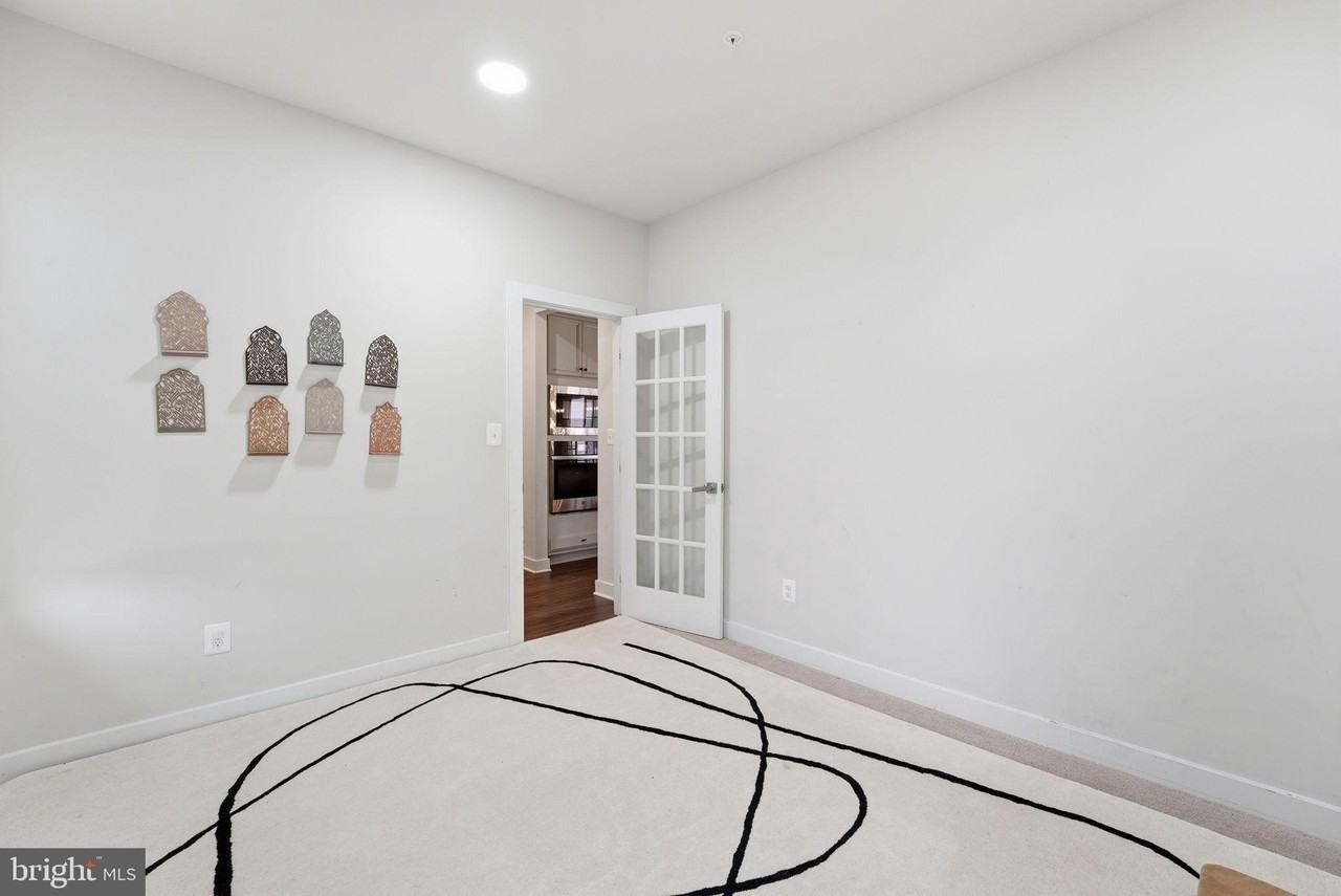 11190 Wheeler Ridge Dr - Photo 5 of 25