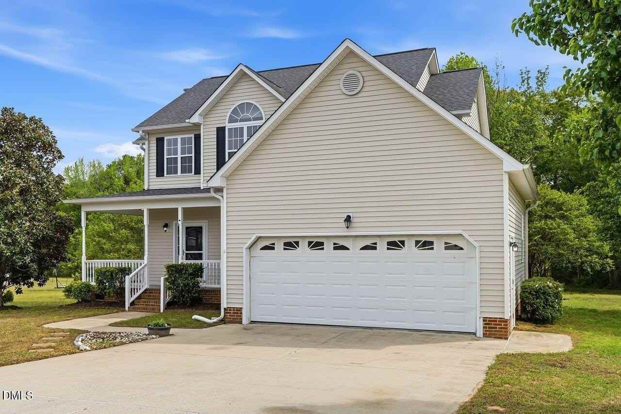 1036 Blue River Farm Dr - Photo 3 of 47