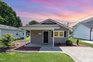 featured image of 409 S Center St