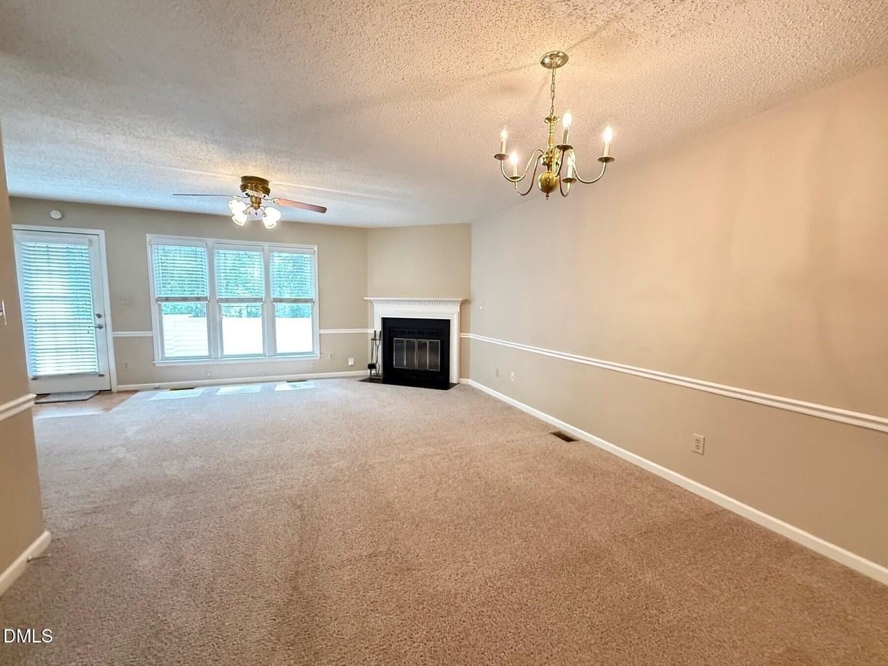 120 Greenmont Ln - Photo 6 of 20