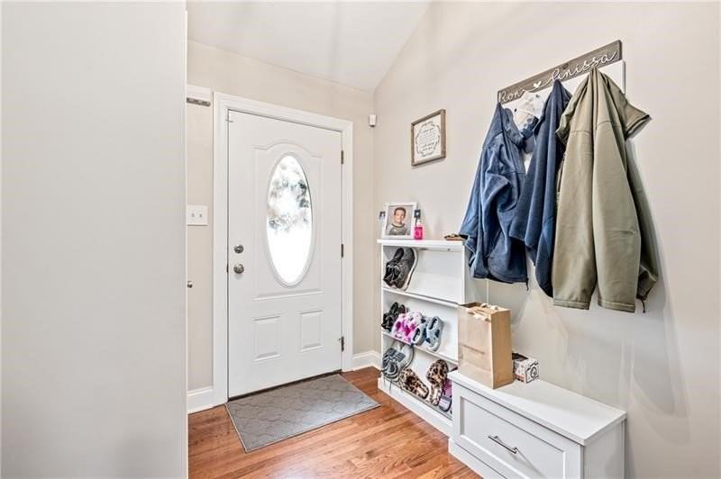 143 Aberdeen Ct - Photo 3 of 25