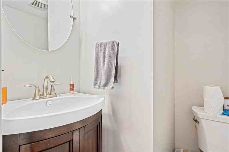 143 Aberdeen Ct - Photo 4 of 25