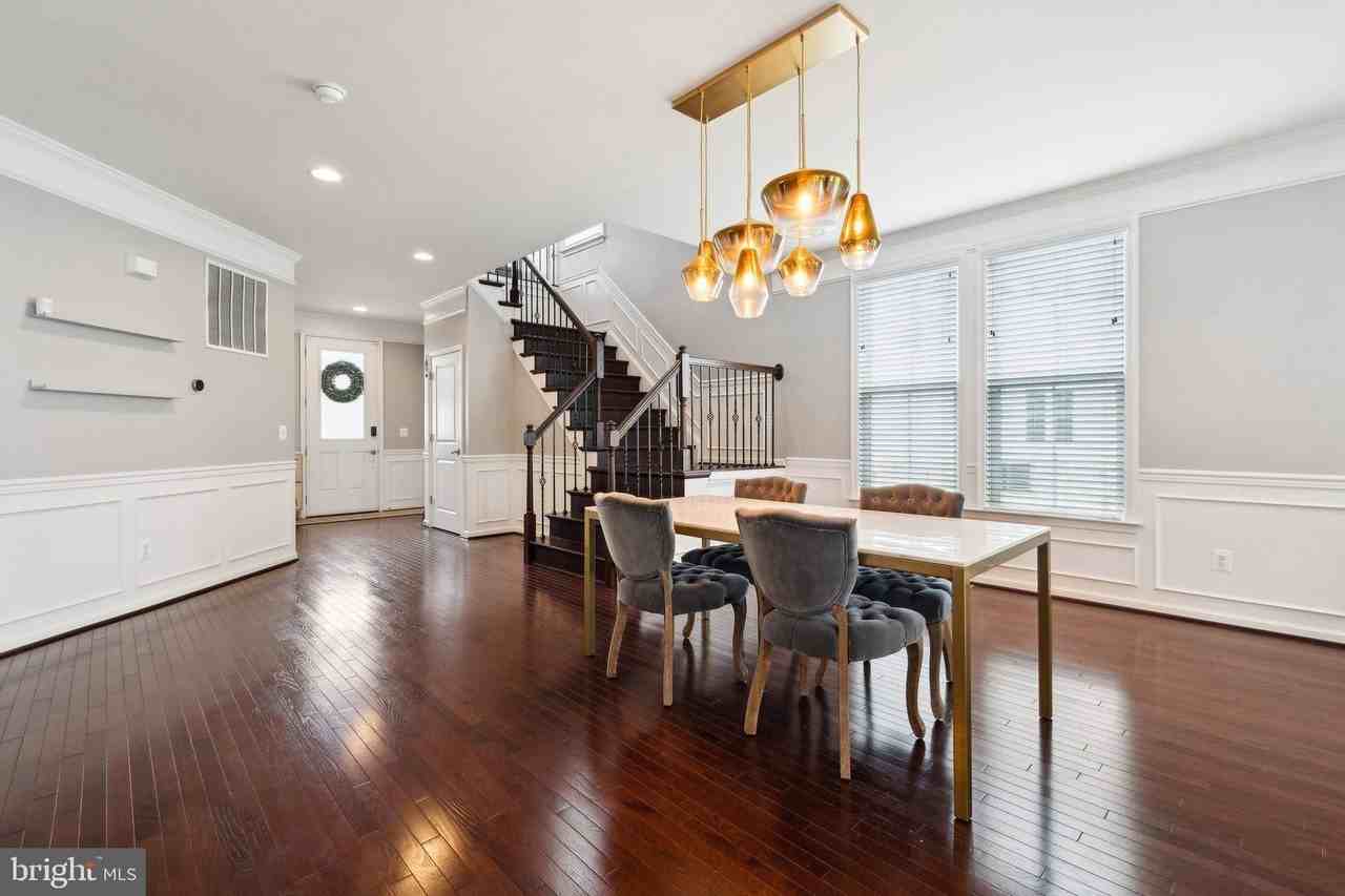 22778 Trailing Rose Ct - Photo 4 of 38