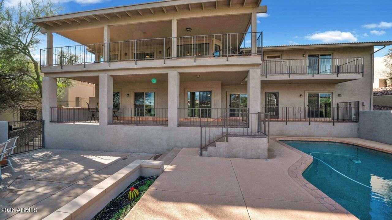 10845 N Pinto Dr - Photo 2 of 50