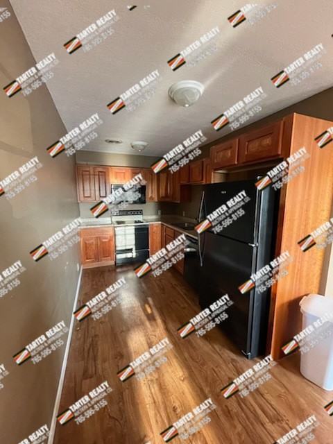 700 S Brown St #1 - Photo 4 of 10