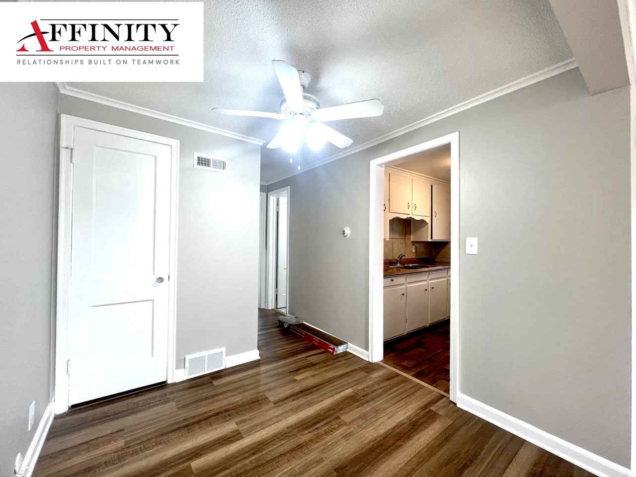 502 E 27th Ave #502 - Photo 4 of 12