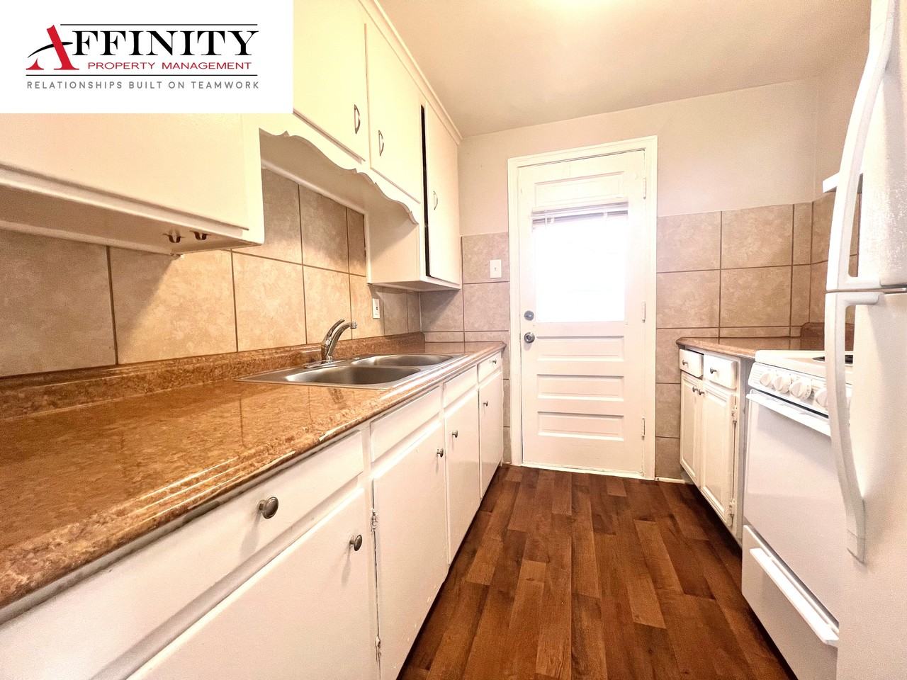 502 E 27th Ave #502 - Photo 5 of 12