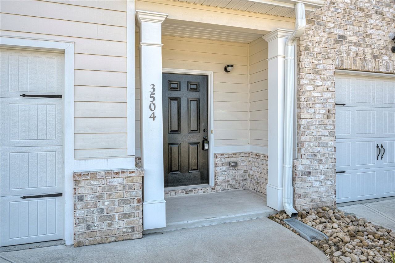 3504 Firestone Dr #1 - Photo 3 of 32