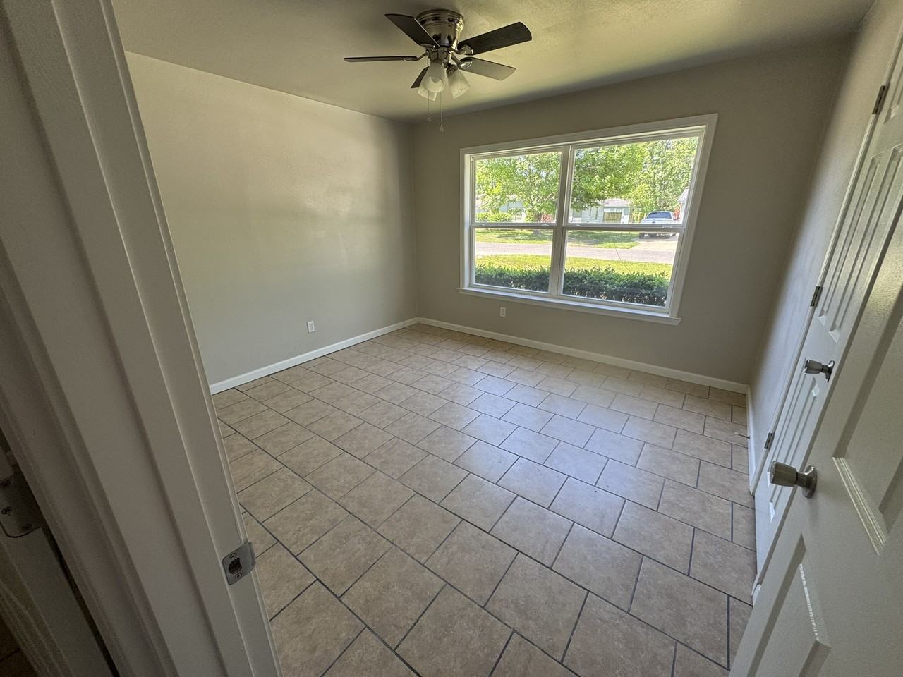 3402 Chicago Ave #1 - Photo 4 of 11