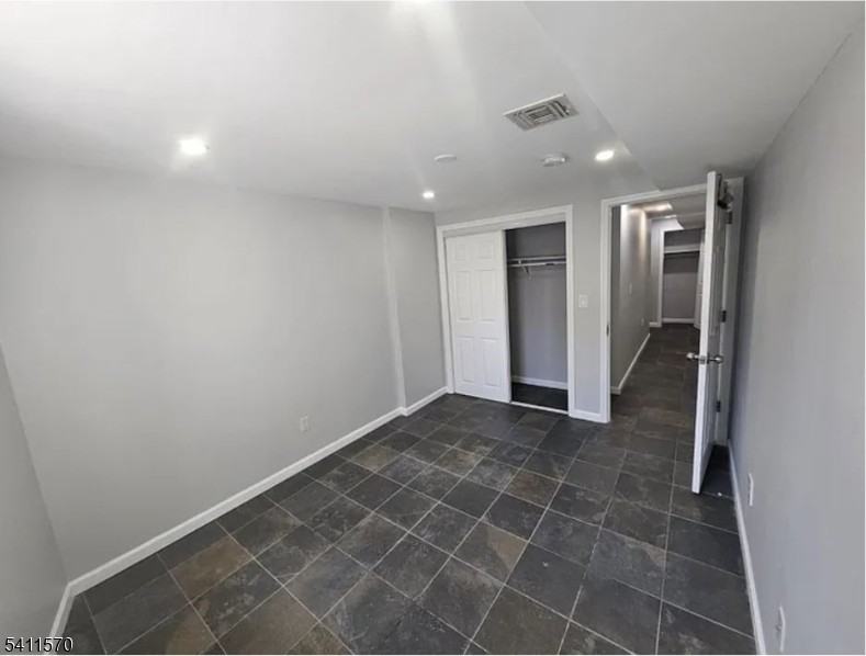437 Elm St Apt 1l - Photo 5 of 14