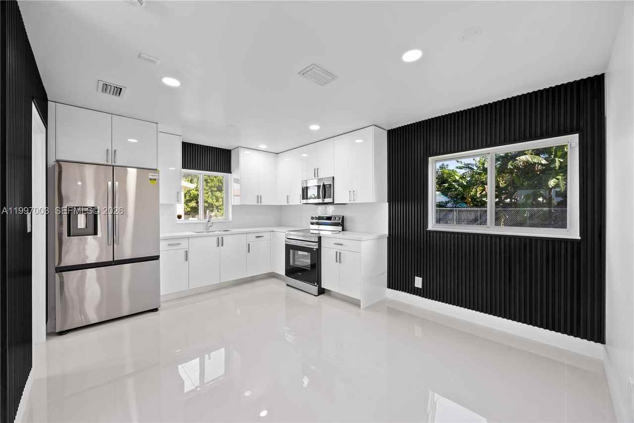 22503 Sw 113th Pl - Photo 3 of 35